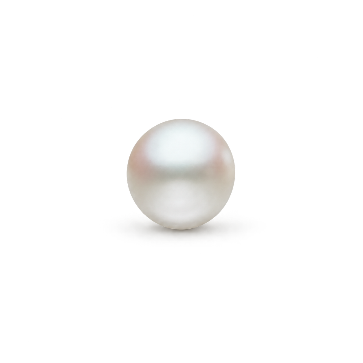 Pearl gemstone selected for custom jewelry by Studio ALOI Dubai